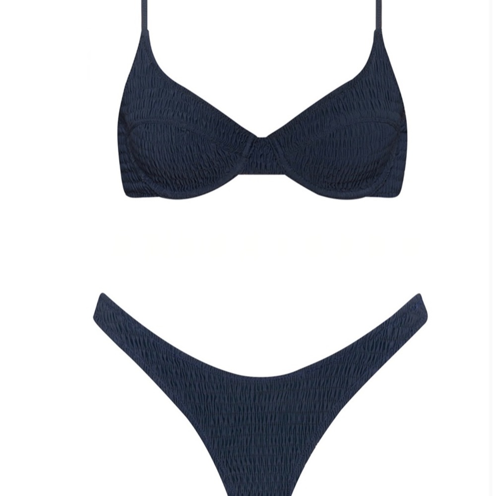 NAVY SARIA TRIANGL SET